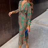 Laia | Vestido Midi Elegante con Estampado Atemporal Encanto