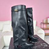 Abril | Botas de cuero negro