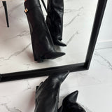 Abril | Botas de cuero negro