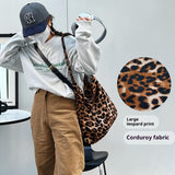 Pilar | Bolso femenino casual con estampado de leopardo