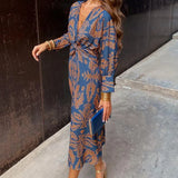 Laia | Vestido Midi Elegante con Estampado Atemporal Encanto